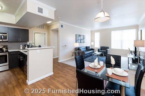 101 San Fernando - Mid-Rise - 101 East San Fernando St, San Jose, CA  95112 - LG - 4623887