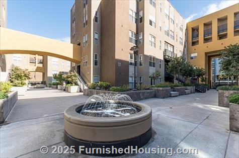 101 San Fernando - Mid-Rise - 101 East San Fernando St, San Jose, CA  95112 - LG - 4676703