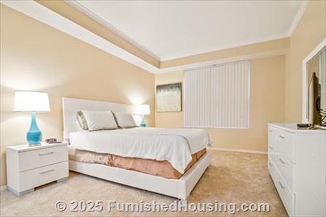 101 San Fernando - Mid-Rise - 101 East San Fernando St, San Jose, CA  95112 - LG - 6584979