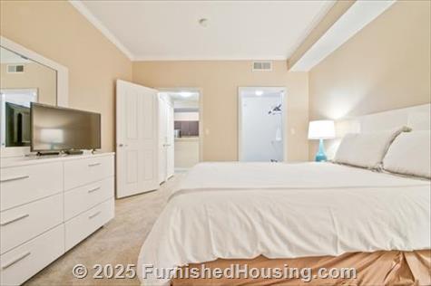 101 San Fernando - Mid-Rise - 101 East San Fernando St, San Jose, CA  95112 - LG - 6584980