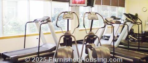 10th @ Hoyt - mid-rise - 925 NW Hoyt, Portland, OR  97209 - LG - 208100