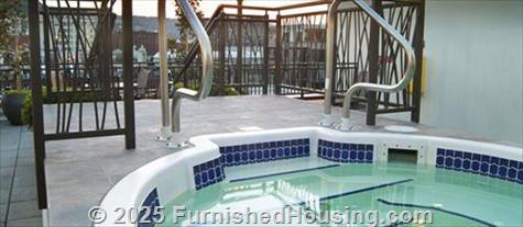 10th @ Hoyt - mid-rise - 925 NW Hoyt, Portland, OR  97209 - LG - 208103