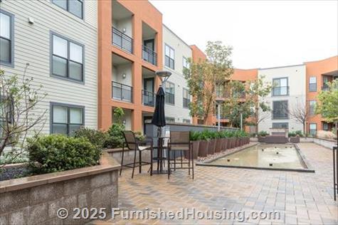 121 Tasman - Low-Rise - 121 East Tasman Drive, San Jose, CA  95134 - LG - 4794037
