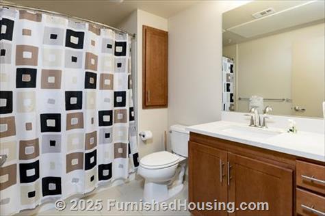 121 Tasman - Low-Rise - 121 East Tasman Drive, San Jose, CA  95134 - LG - 6490348