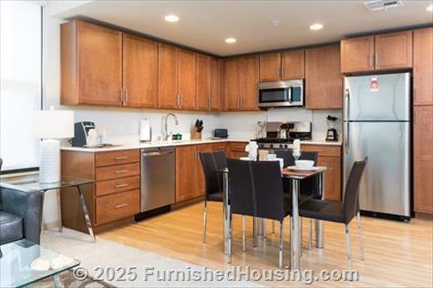 121 Tasman - Low-Rise - 121 East Tasman Drive, San Jose, CA  95134 - LG - 6490351