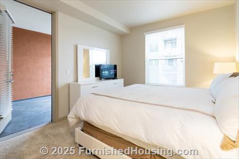 121 Tasman - Low-Rise - 121 East Tasman Drive, San Jose, CA  95134 - LG - 6490357