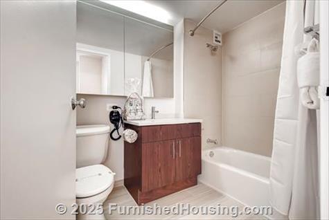 21 Chelsea - Hi-Rise - 120 West 21st Street, New York, NY  10011 - LG - 4320285