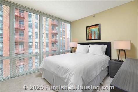 215 West Apartments -  - 215 West Washington St, Chicago, IL  60606 - LG - 4844274