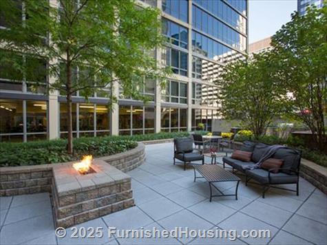 215 West Apartments -  - 215 West Washington St, Chicago, IL  60606 - LG - 4854333
