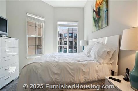 300 Railway - Hi-Rise - 300 Railway, Campbell, CA  95008 - LG - 6116025