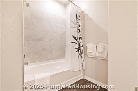 300 Railway - Hi-Rise - 300 Railway, Campbell, CA  95008 - LG - 6424979
