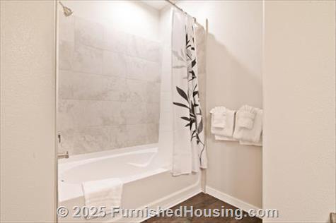 300 Railway - Hi-Rise - 300 Railway, Campbell, CA  95008 - LG - 7540259