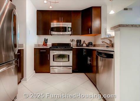 425 Broadway -  - 425 Broadway, Santa Monica, CA  90401 - LG - 4906049