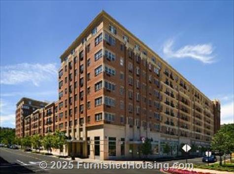 55 Riverwalk Place - mid-rise - 55 Riverwalk Place, West New York, NJ  07093 - LG - 2262656