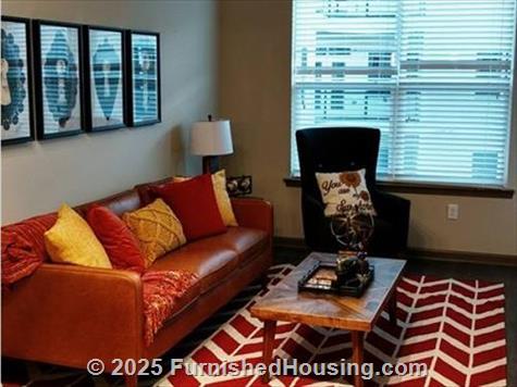 909 Flats -  - 909 Rosa L Parks Blvd, Nashville, TN  37208 - LG - 4788636