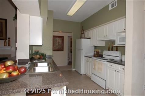 AMLI RidgeGate - Mid-Rise - 10200 Park Meadows Drive, Denver, CO  80124 - LG - 86986