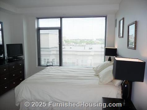 AO Santa Monica -  - 2200 Colorado Avenue, Santa Monica, CA  90404 - LG - 85712