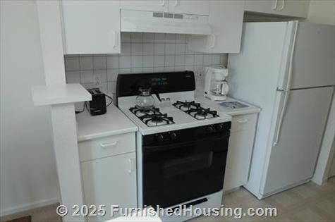 Alister Nanuet - Garden-Apt - 100 Avalon Gardens Dr, Nanuet, NY  10954 - LG - 52606