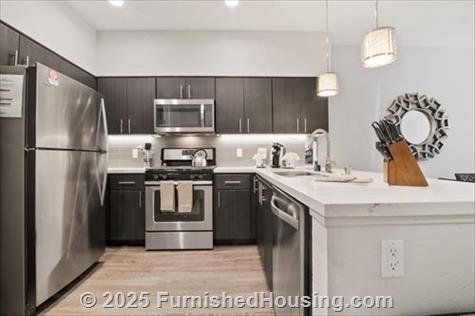 Anton Menlo - Low-Rise - 3639 Haven Avenue, Menlo Park, CA  94025 - LG - 6589705