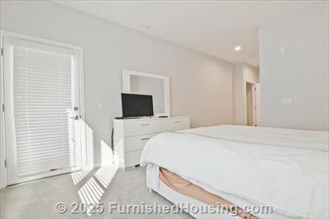 Anton Menlo - Low-Rise - 3639 Haven Avenue, Menlo Park, CA  94025 - LG - 6627671