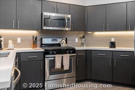 Anton Menlo - Low-Rise - 3639 Haven Avenue, Menlo Park, CA  94025 - LG - 8531050