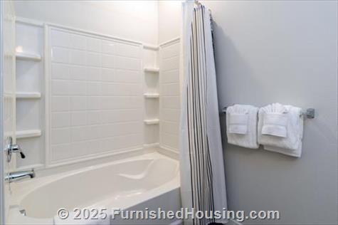 Anton Menlo - Low-Rise - 3639 Haven Avenue, Menlo Park, CA  94025 - LG - 8531060