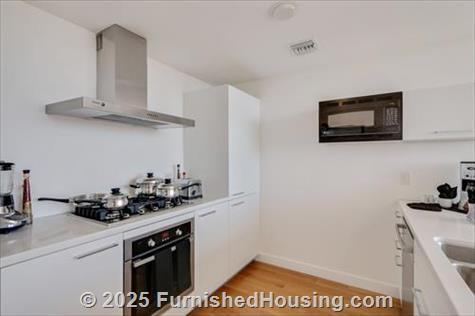 Apex - Hi-Rise - 900 S. Figueroa Street, Los Angeles, CA  90015 - LG - 5736720
