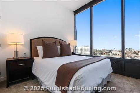 Apex - Hi-Rise - 900 S. Figueroa Street, Los Angeles, CA  90015 - LG - 6188645