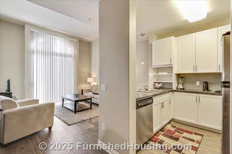 Aqua Marina del Rey - Garden-Apt - 4750 Lincoln Boulevard, Marina Del Rey, CA  90292 - LG - 4906100