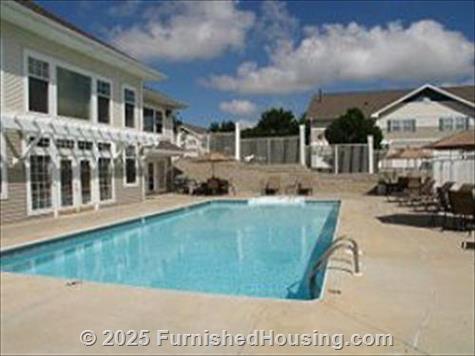 Arbor Ridge Apartments - Garden-Apt - 7960 N 107th St, Milwaukee, WI  53224 - LG - 60760