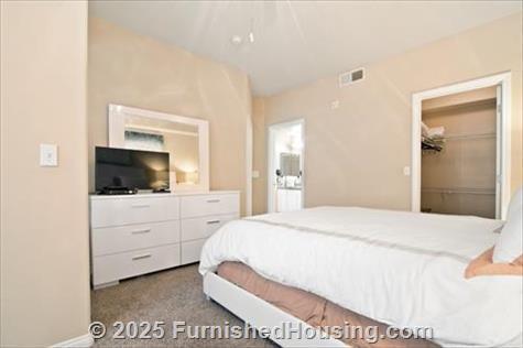 Arioso - Low-Rise - 19608 Pruneridge Ave, Cupertino, CA  95014 - LG - 6585201
