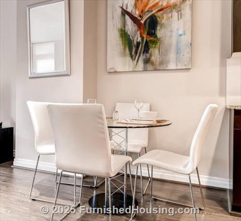 Aspire - Hi-Rise - 2725 Pavilion Parkway, Tracy, CA  95304 - LG - 5237497