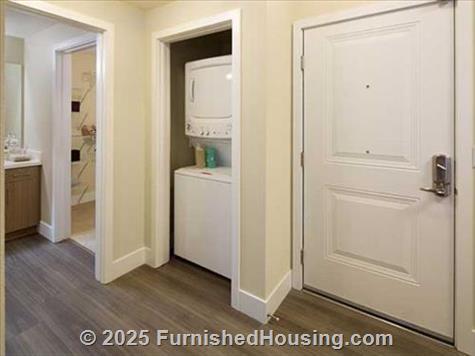 Avalon Vista -  - 727 Breeze Hill Road, Vista, CA  92081 - LG - 5566155