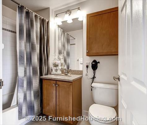 BLVD 425 - Hi-Rise - 425 Washington Blvd, Jersey City, NJ  07310 - LG - 3750525