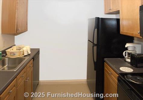 BLVD 425 - Hi-Rise - 425 Washington Blvd, Jersey City, NJ  07310 - LG - 62491