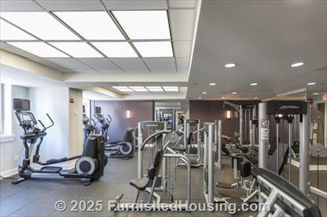 BLVD 425 - Hi-Rise - 425 Washington Blvd, Jersey City, NJ  07310 - LG - 6512840
