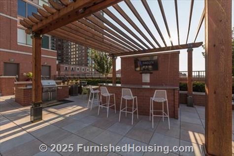BLVD 425 - Hi-Rise - 425 Washington Blvd, Jersey City, NJ  07310 - LG - 6512846