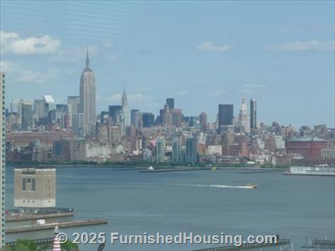 BLVD 425 - Hi-Rise - 425 Washington Blvd, Jersey City, NJ  07310 - LG - 70095