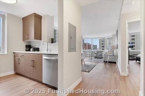 BLVD 425 - Hi-Rise - 425 Washington Blvd, Jersey City, NJ  07310 - LG - 7701914