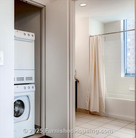 BLVD 475 - Hi-Rise - 475 Washington Blvd, Jersey City, NJ  07310 - LG - 4176804