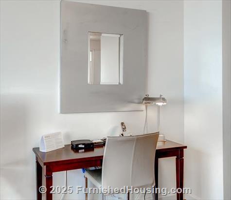 BLVD 475 - Hi-Rise - 475 Washington Blvd, Jersey City, NJ  07310 - LG - 4176805