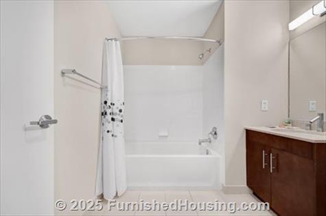 BLVD 475 - Hi-Rise - 475 Washington Blvd, Jersey City, NJ  07310 - LG - 7479776