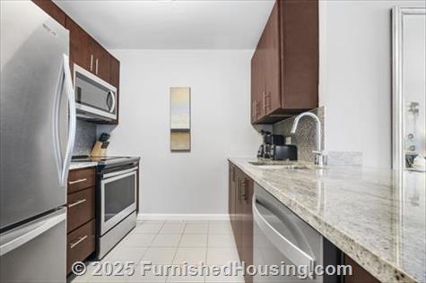 BLVD 475 - Hi-Rise - 475 Washington Blvd, Jersey City, NJ  07310 - LG - 7758211
