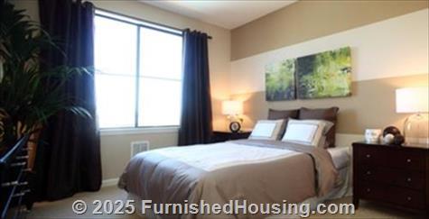 Bridgepointe - Low-Rise - 2201 Bridgepointe Pkwy, San Mateo, CA  94404 - LG - 3787337