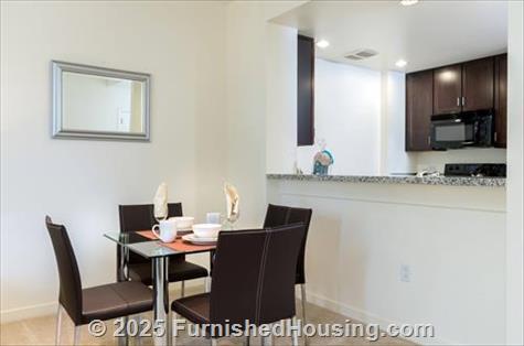 Bridgepointe - Low-Rise - 2201 Bridgepointe Pkwy, San Mateo, CA  94404 - LG - 4861642