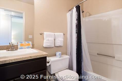 Bridges San Ramon - Walk Up - 450 Reflections Circle, San Ramon, CA  94583 - LG - 5607572