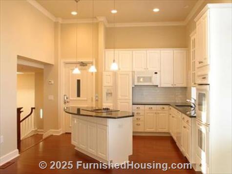 Calhoun Beach Club Apartments - Hi-Rise - 2900 Thomas Ave South, Minneapolis, MN  55416 - LG - 72844