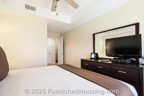 Camden Harbor View - Mid-Rise - 40 Cedar Walk, Long Beach, CA  90802 - LG - 6130971