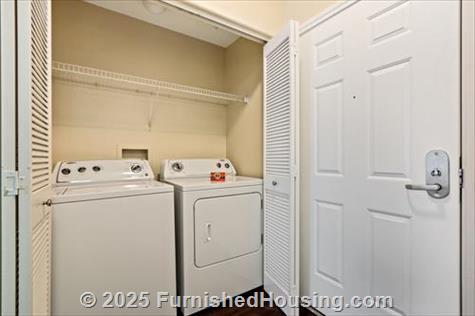 Camden Harbor View - Mid-Rise - 40 Cedar Walk, Long Beach, CA  90802 - LG - 6130974