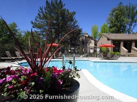Canyon Woods Apartments - Garden-Apt - 550 Canyon Woods Circle, San Ramon, CA  94582 - LG - 4929156